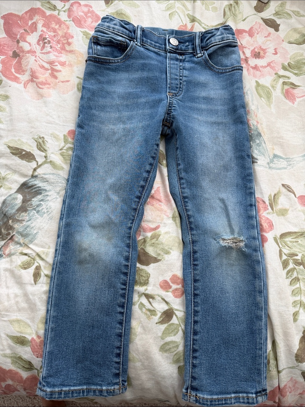 GAP slim taper Leg Jeans in Faded Blue